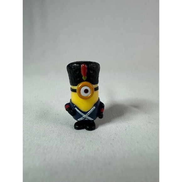 Despicable Me Minions Collectible Minifigure Lot - Picture 7 of 9